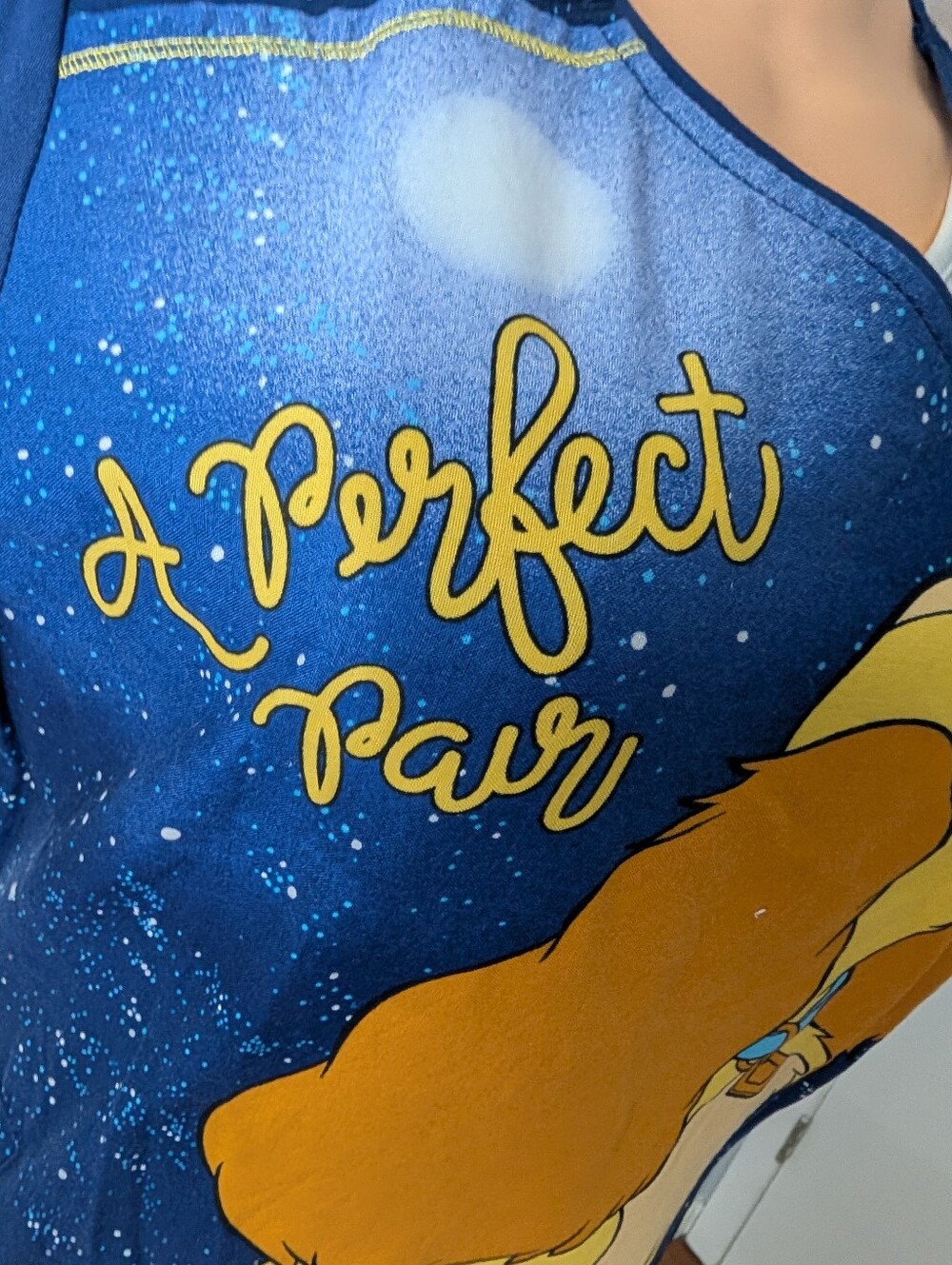 Disney Lady & the Tramp "Perfect Pair" scrub top, Size S - Picture 2 of 7